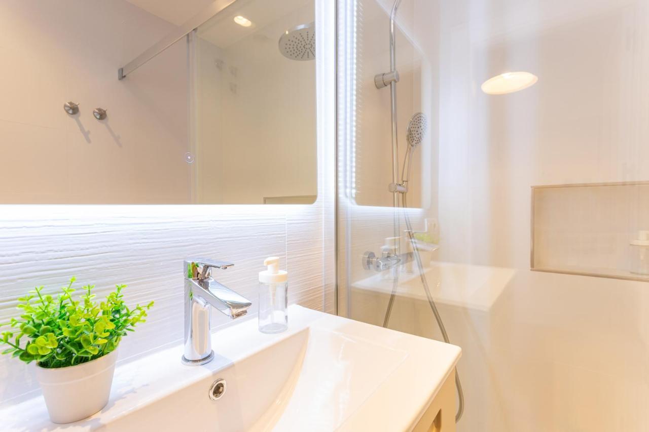 Apartamento Souviron Malaga Luaran gambar